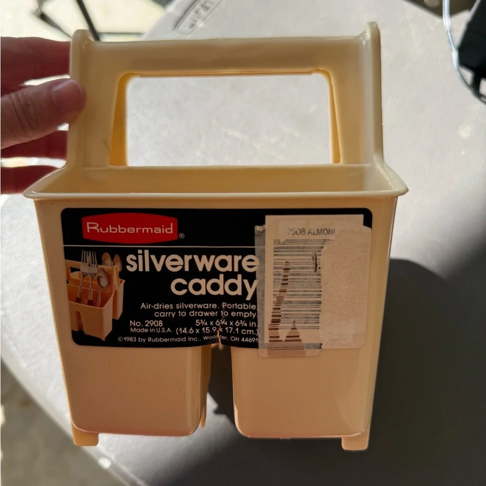 RARE 1983 Vintage Rubbermaid Portable Silverware Caddy Almond No. 2908 Beige